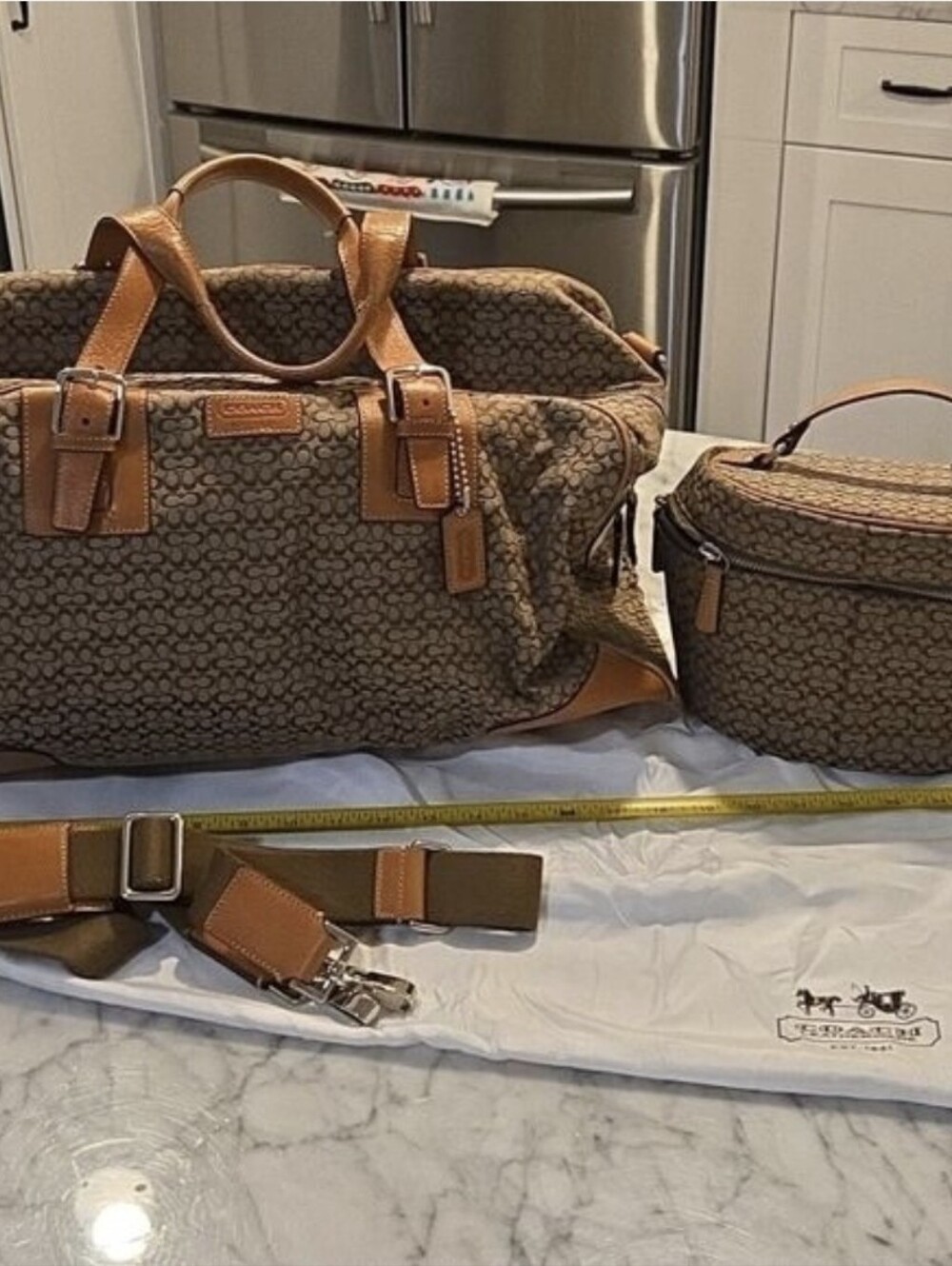 Coach Signature C Monogram Vintage Transatlantic Duffle Cosmetic Travel Bag Set - Picture 8 of 8